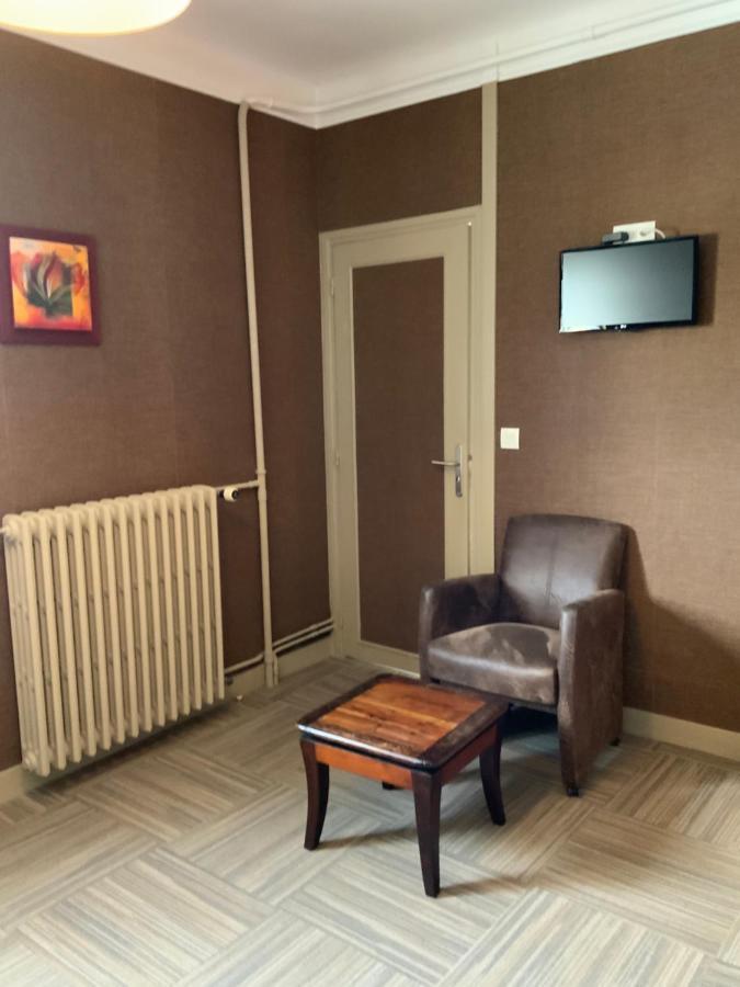 Les 3 Rois By Yy Hotel Villers-Bocage  Exterior photo