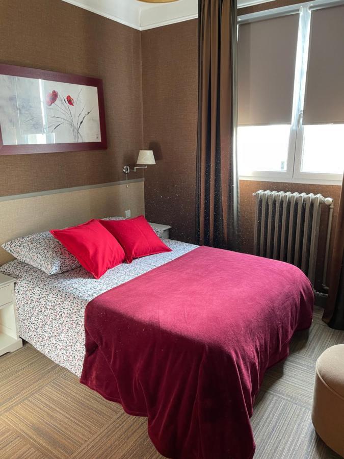 Les 3 Rois By Yy Hotel Villers-Bocage  Exterior photo