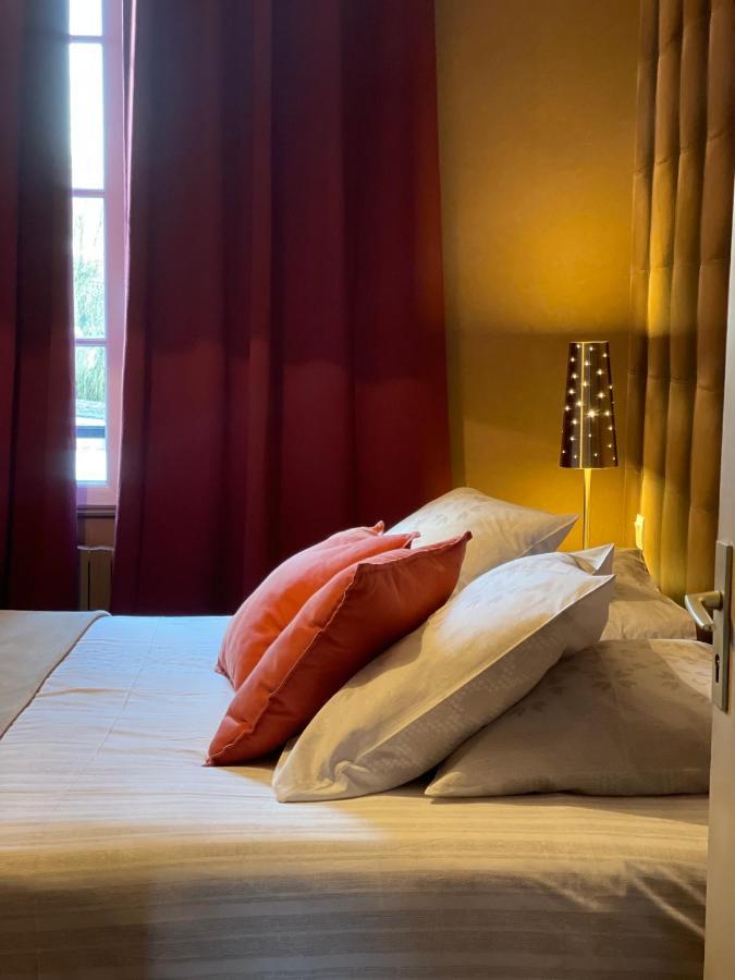 Les 3 Rois By Yy Hotel Villers-Bocage  Exterior photo